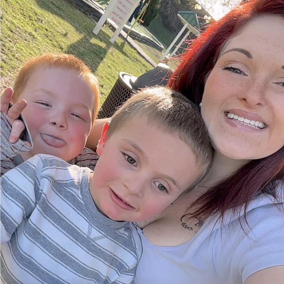 Meet your Posher, Misty - Picture 3 of 13